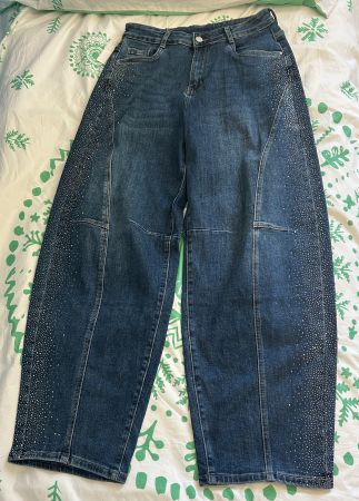 Schöne Barrel Jeans BAGGY  mit Glitzersteinen| Grosse L