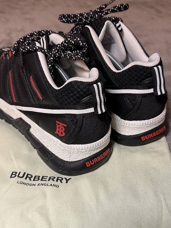 Scarpe da uomo: Burberry Schuhe – Usato da Zürich venduto da Thomas_Rado 1