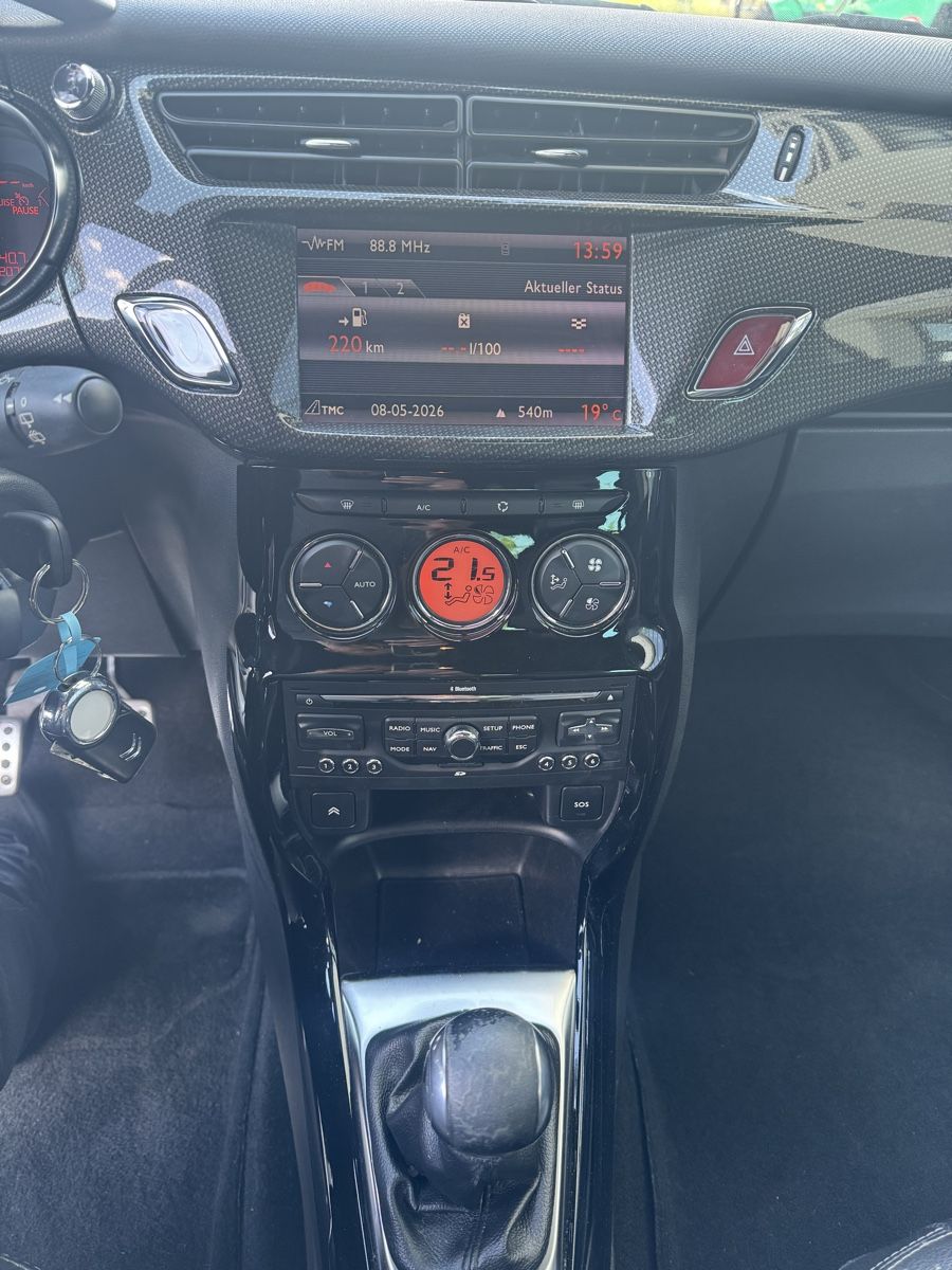 Automobili: Citroen DS 3 1.6i – Usato da Wallbach venduto da SchnellAutomobile 5