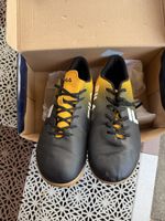 Fila Hallenschuh Grösse 45schwarz/gelb neu mit Karton
