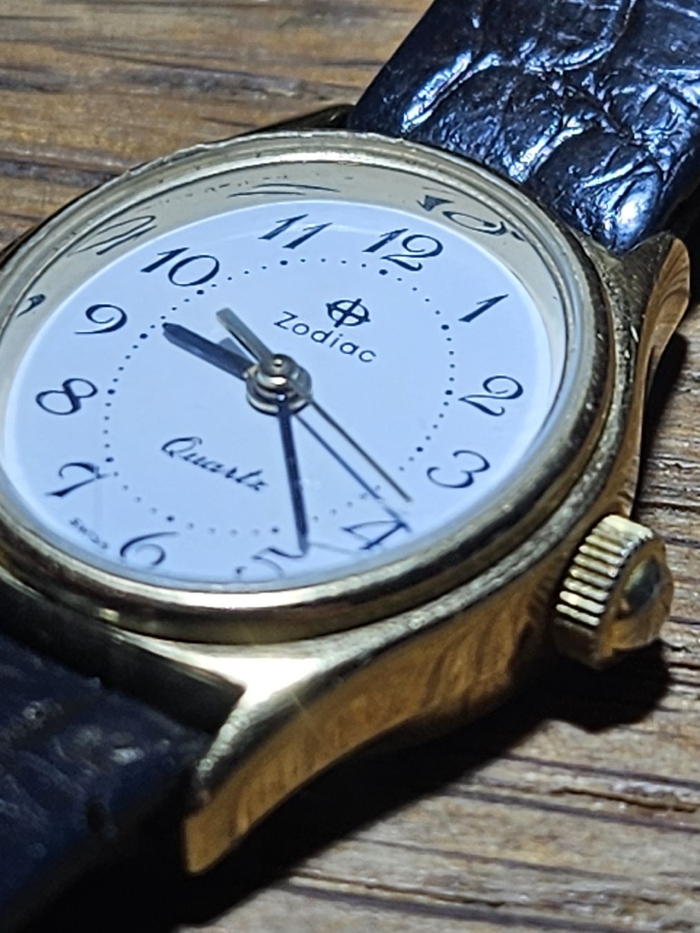 Zodiac Uhren: Zodiac Damenuhr 19mm – Gebraucht aus Flamatt von pie_f9zm 9