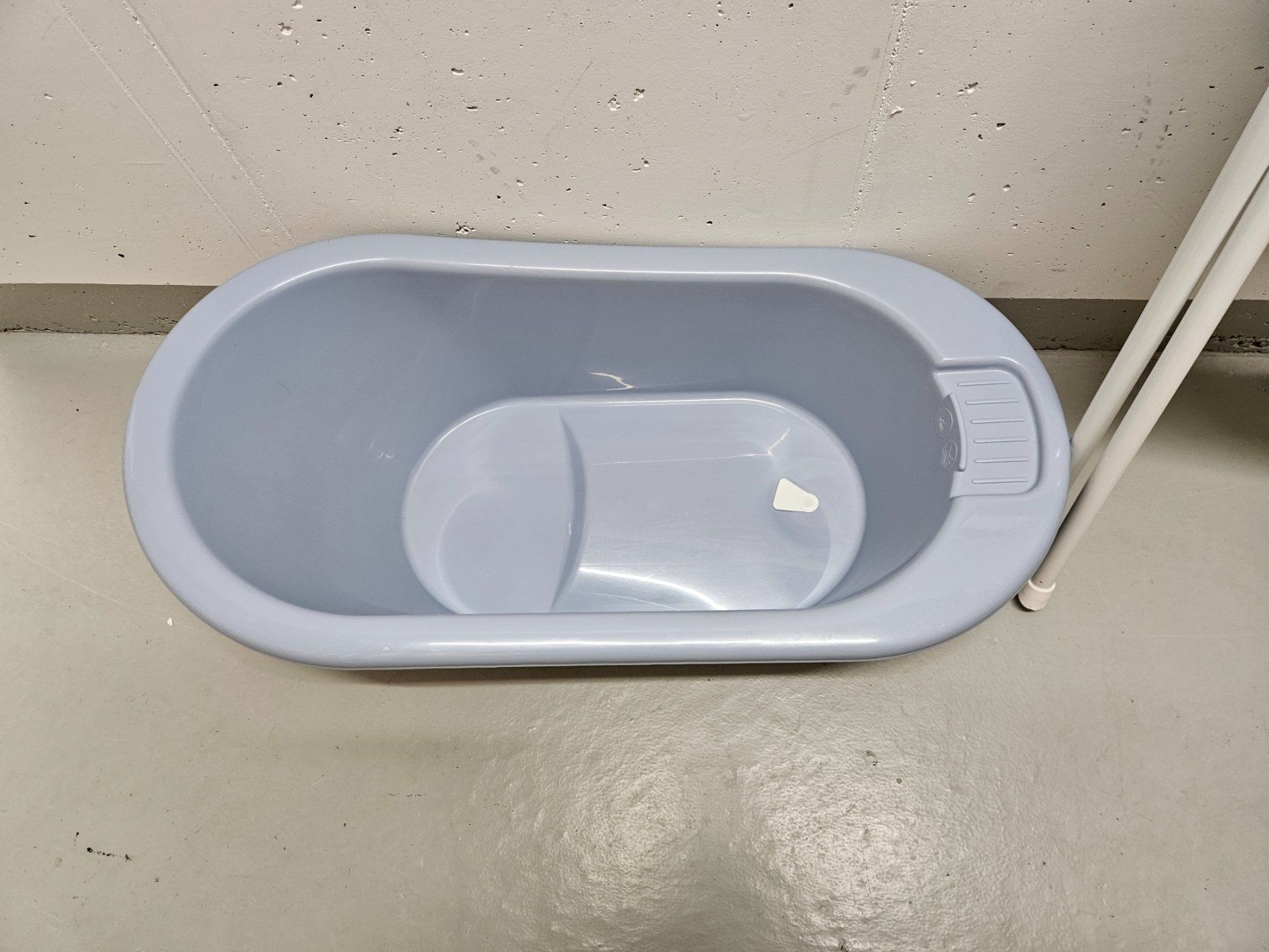 Vasche da bagno: bébé jou Badewanne mit Badenwannensitz – Usato da Sargans venduto da Lars89 2