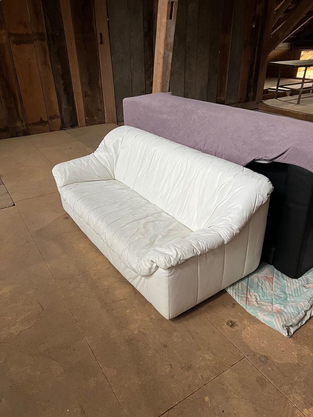 Sofas: Weisses Ledersofa – Gebraucht aus Glashütten von bru_n7hf 1