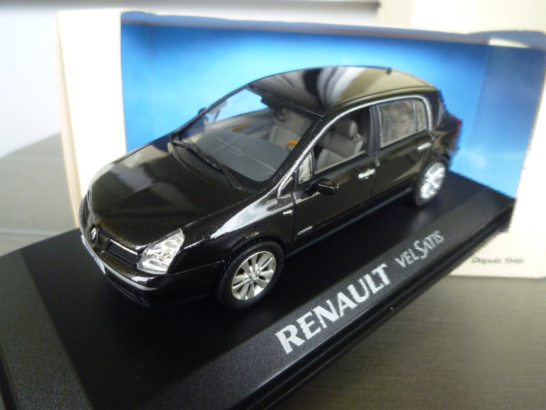Norev Modellini d'auto: Renault VelSatis – Nuovo e nell'imballaggio originale da Flawil venduto da Imperiosud 1