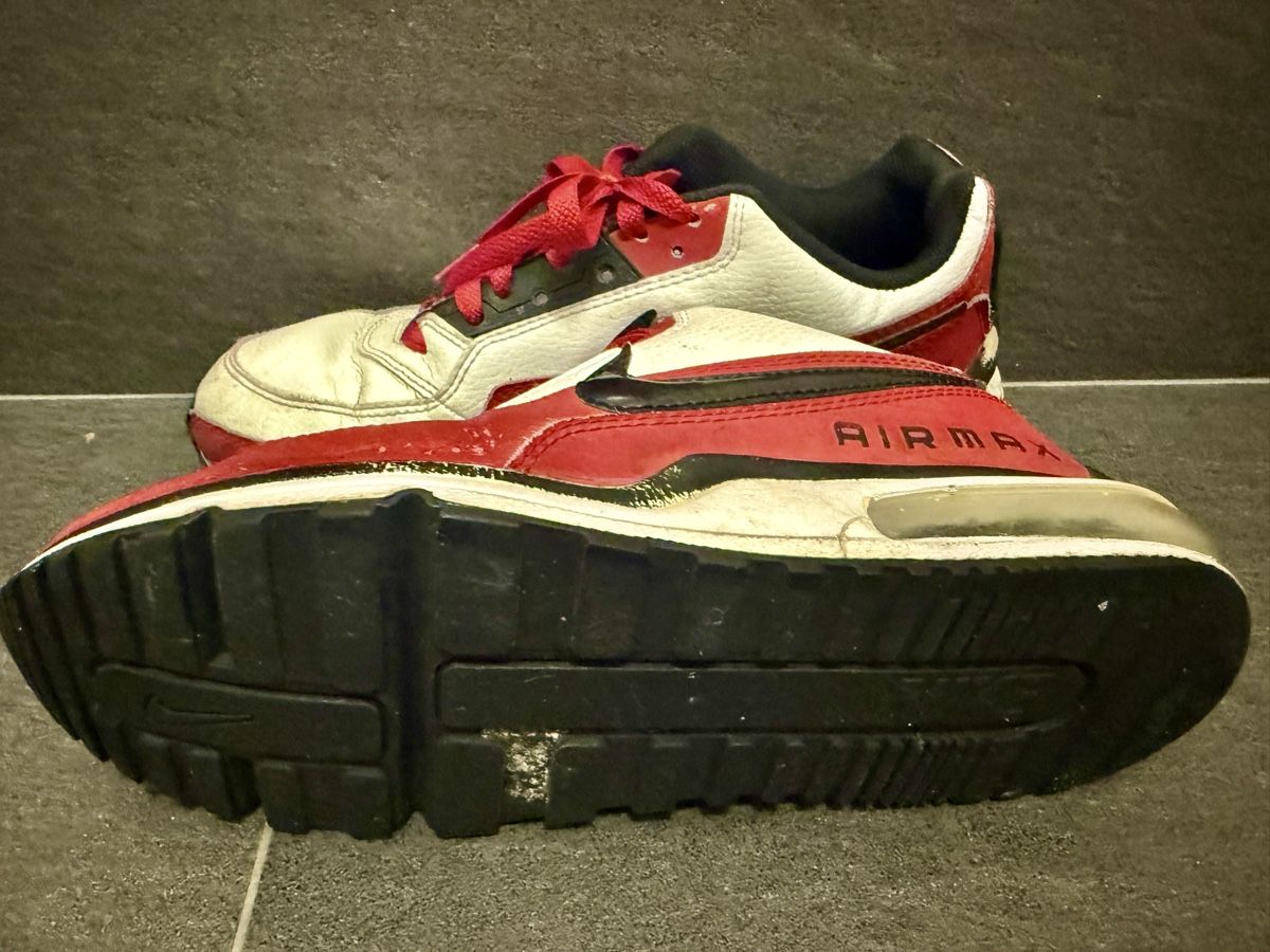 Nike Chaussures hommes: Nike Sneaker – D'occasion à St. Gallen par Supernova81 1