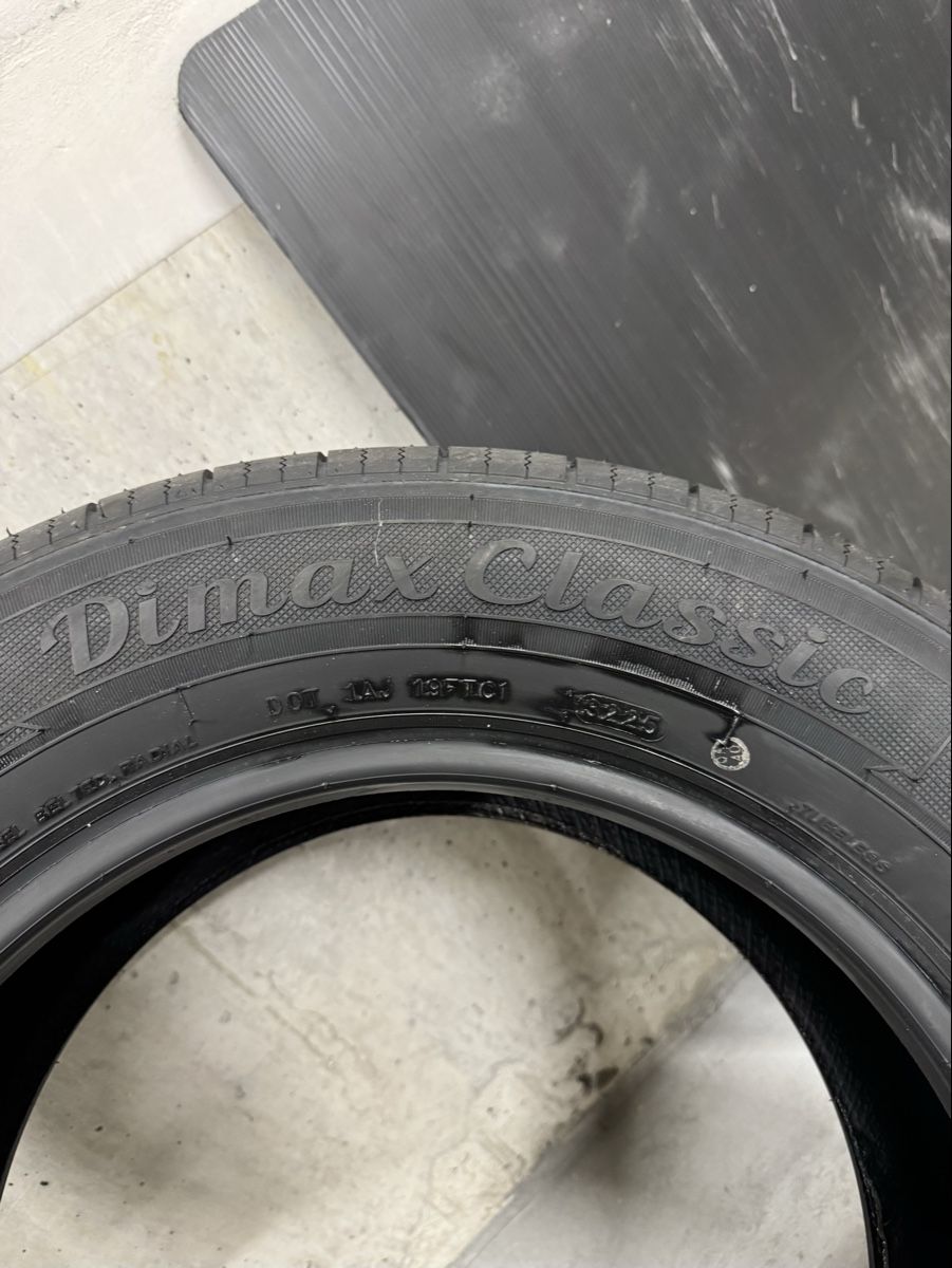 Altro in Scrittura & Disegno: Pneus 215/60 R15 – Nuovo (secondo la descrizione) da Neuchâtel venduto da Automotopassion 3