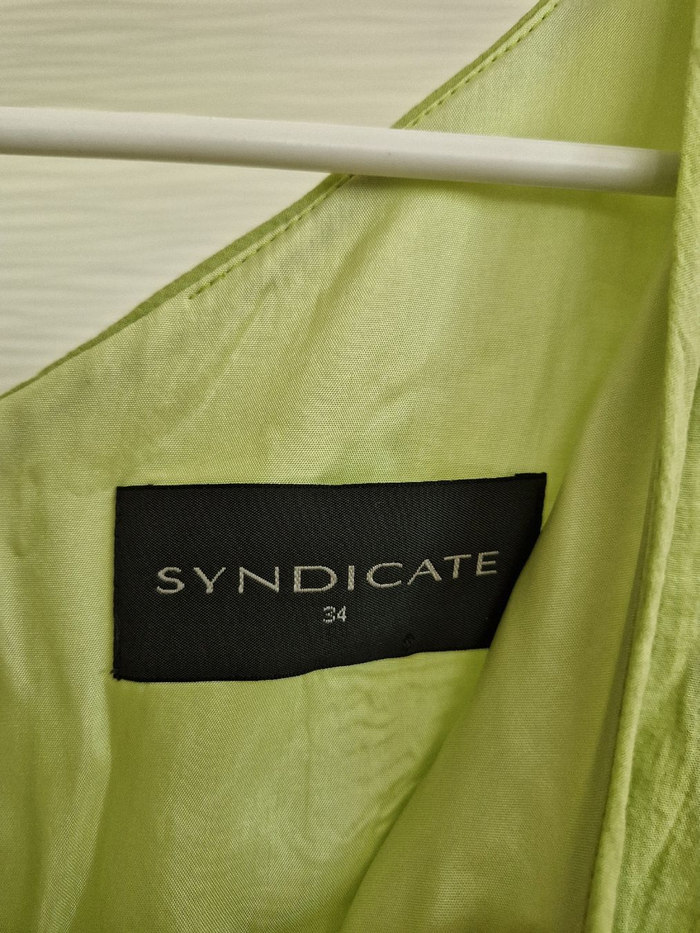 Kleider: Syndicate Kleid – Neu (gemäss Beschreibung) aus Dällikon von VanBat 2