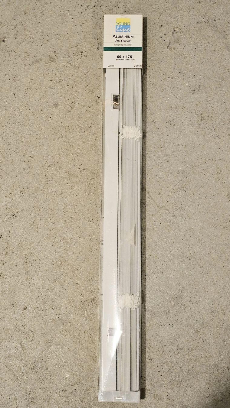 Vorhänge: Aluminium Jalousie, weiss – Neu und originalverpackt aus Arbon von Flyaway8 3