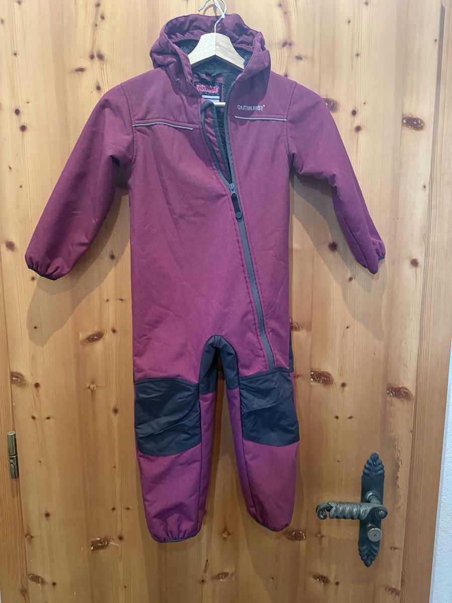 Completi: Kinderoverall Gr. 110 – Usato da Gontenbad venduto da lau_c8jt