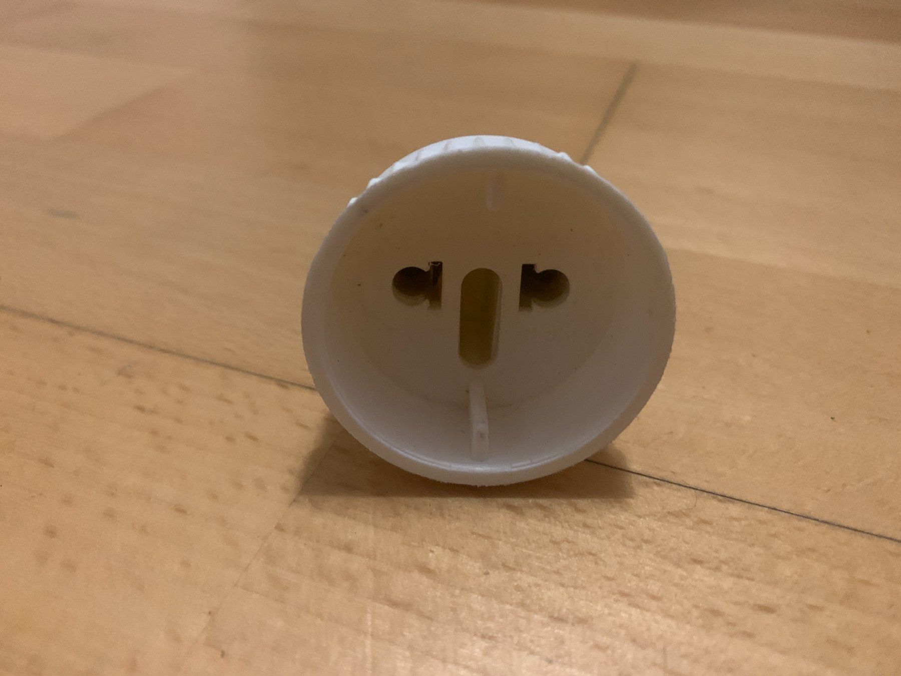 Laufwerke & Adapter: Reisestecker US auf Europa Adapter – Gebraucht aus Rengg von WSMSports