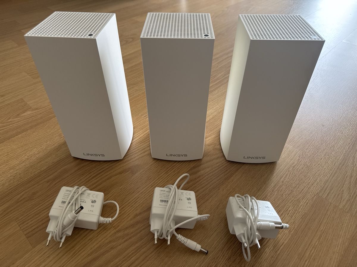 Linksys Modem & Router: 3x LINKSYS MX4200 – Usato da Grafstal venduto da BlueSarabi