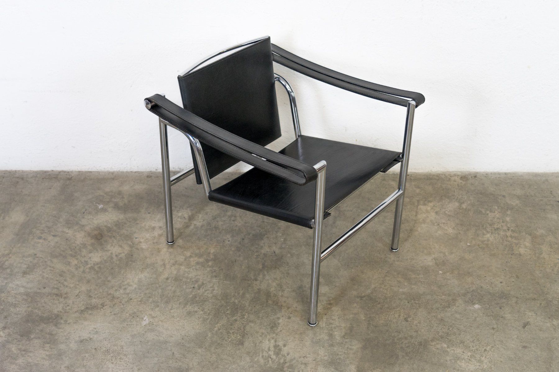 Sessel: Cassina LC 1 Sessel Leder Nr. 1 – Gebraucht aus Schaffhausen von Studio-Ara 1