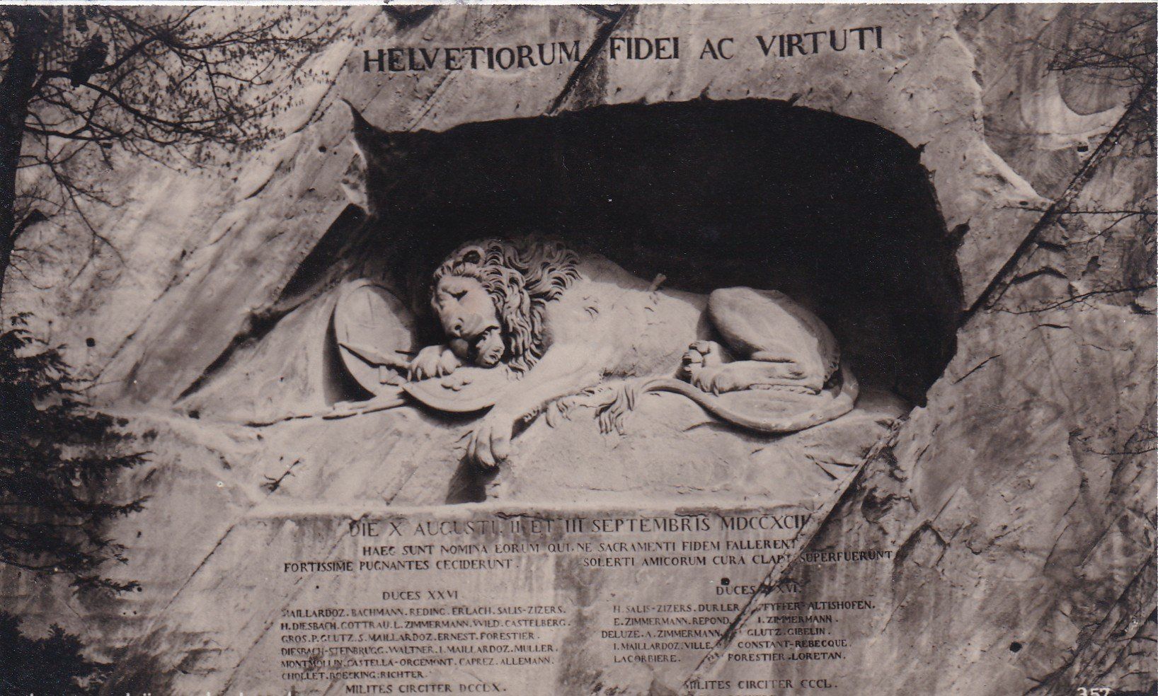 Cartoline postali: Luzern Löwendenkmal – Usato da Cormoret venduto da Pascalll2001