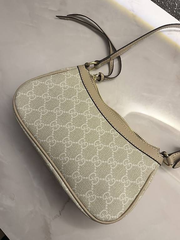 Borse da donna:  tasche beige – Usato da Bülach venduto da ade_h776 1