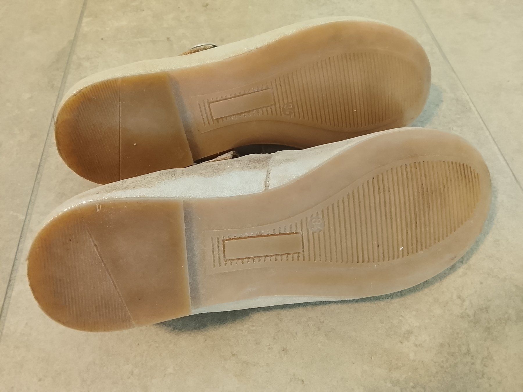 Froddo Schuhe für Mädchen: Ballerinas Froddo Gr. 34 – Gebraucht aus St. Gallen von Fluros 3