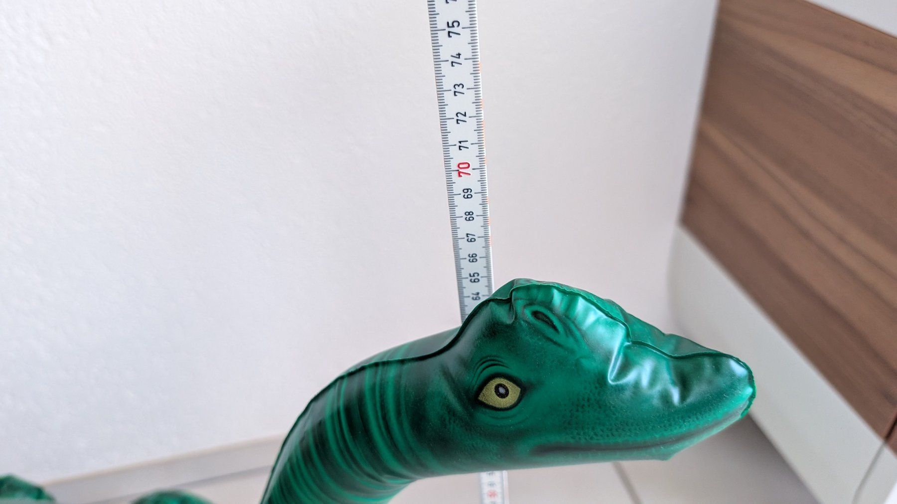 Alle Dekorationen: Aufblasbarer Brachiosaurus  – Gebraucht aus Oberwil-Lieli von meipa3000 2
