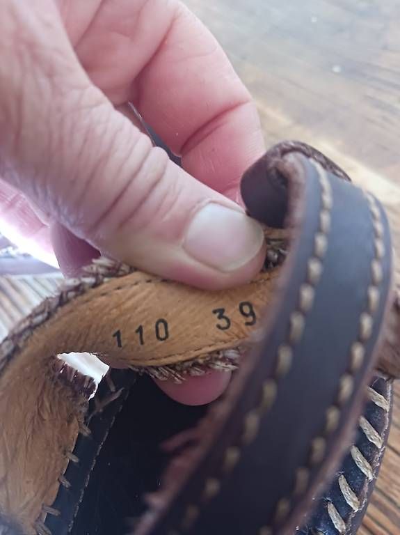 Art Scarpe da donna: Sandalen 39 von ART – Usato da Riedholz venduto da bri_fr7s 4