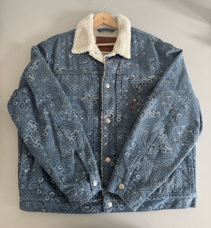 Levis Sherpa-Trucker-Jacke (L)
