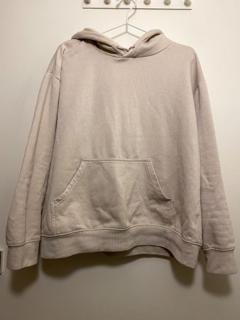 H&M beige L Pullover mit Kapuze und Bauchtasche