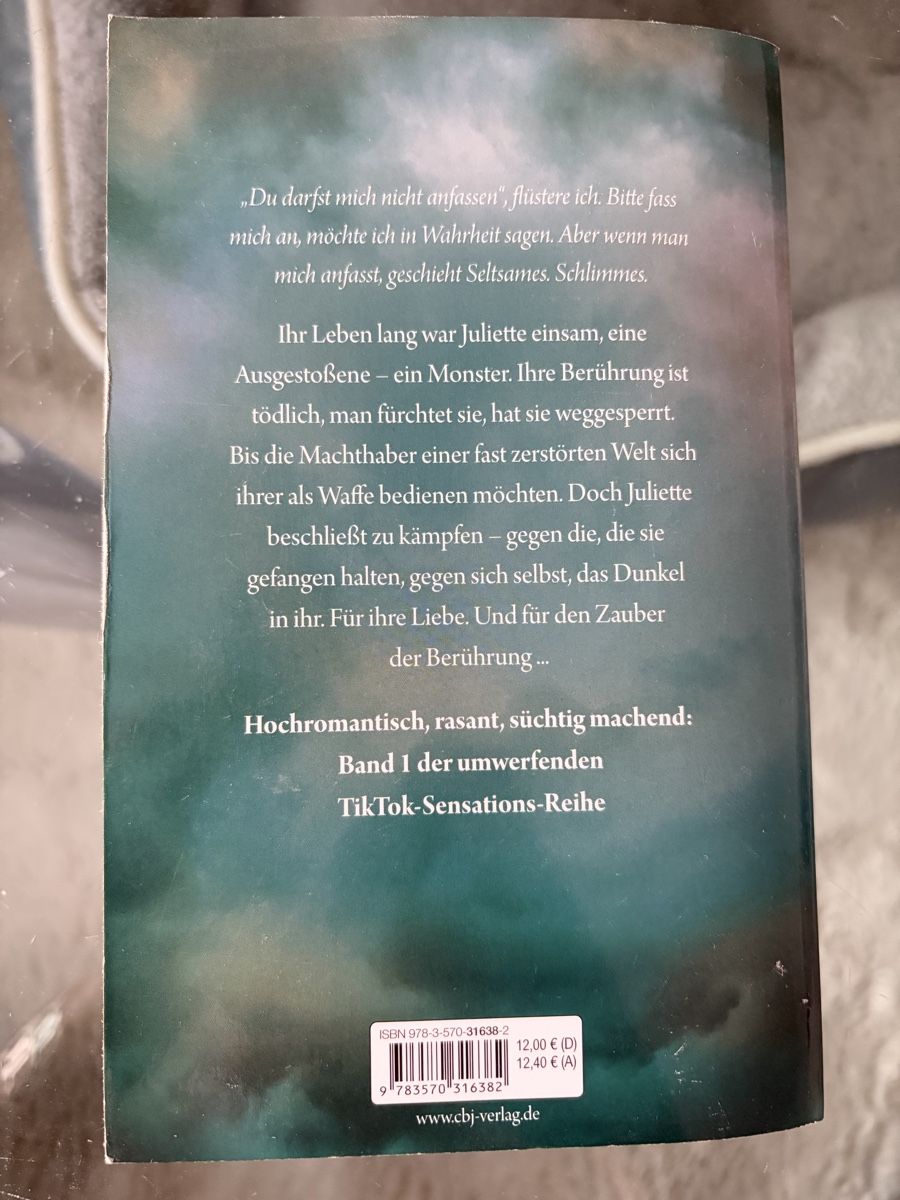 Libri: Shatter me – Nuovo (secondo la descrizione) da Fehraltorf venduto da NG.Vintage 1