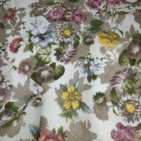 Ital. Baumwolle Batist 60% Seide 40% 1.50x1.35m Fiore Estivi