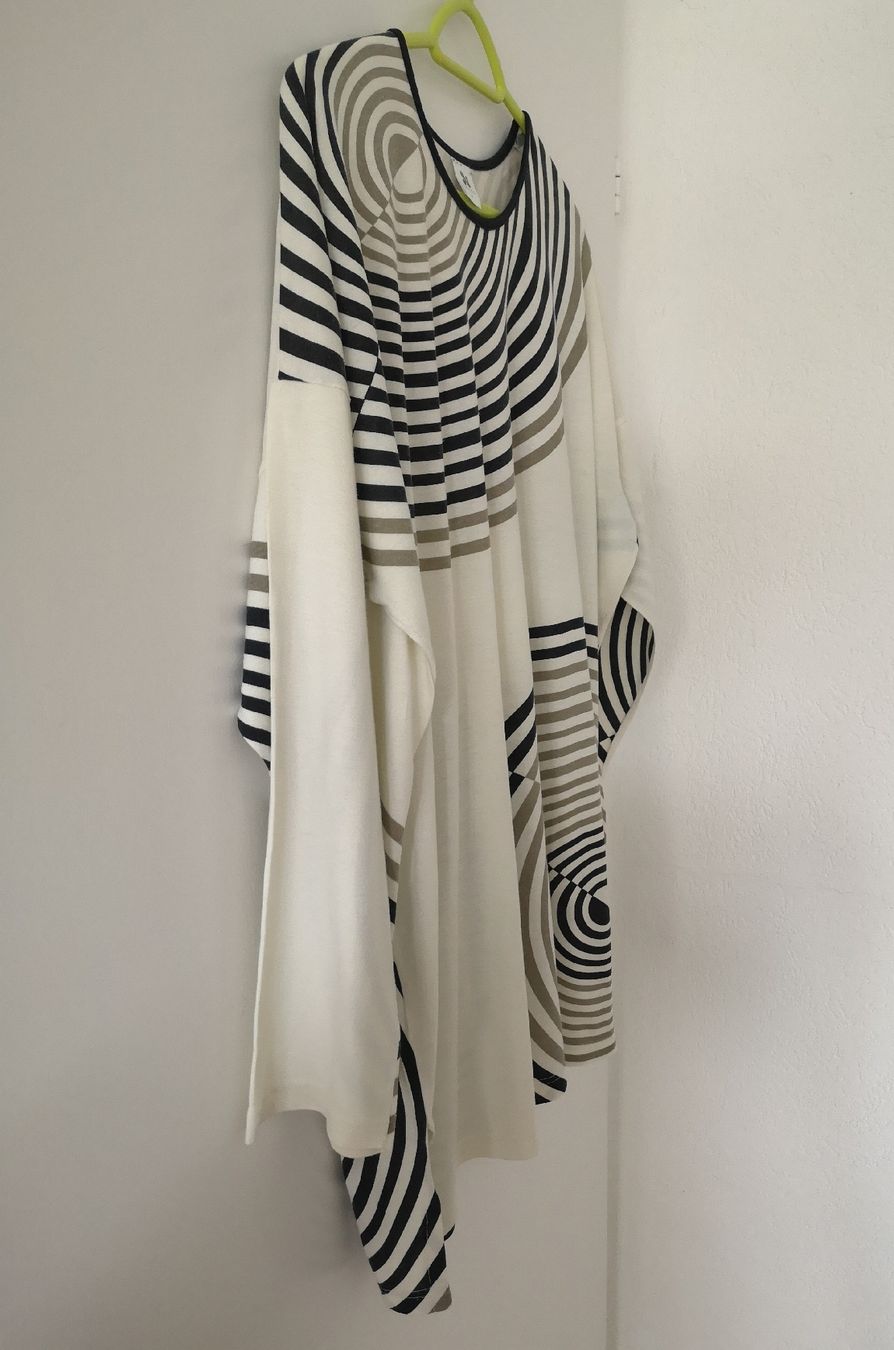 Maglioni & Felpe: Langarmshirt Gr. M - nanso - Spendenaktion – Nuovo (secondo la descrizione) da Unterkulm venduto da Beljasch 5