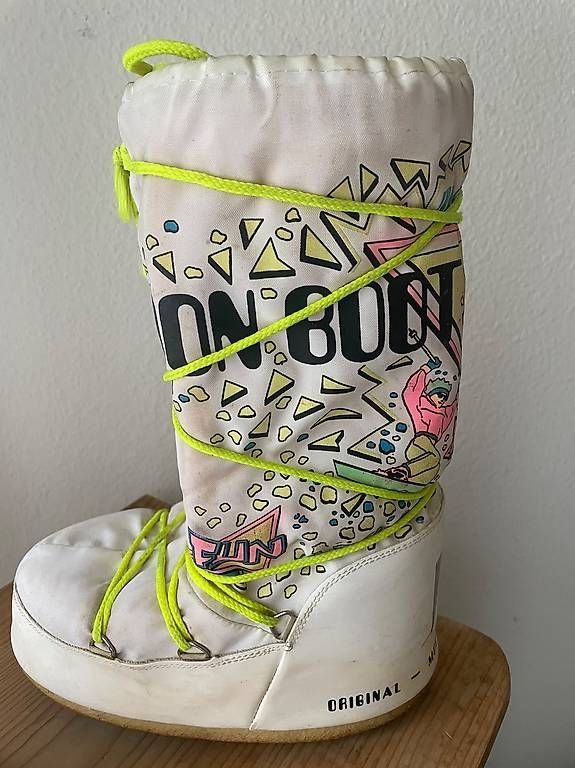 Moon Boot Damenschuhe: MOON BOOT FUN NY ORIGINAL, Grösse 39/41 – Gebraucht aus Küssnacht am Rigi von CALIFRASQUI