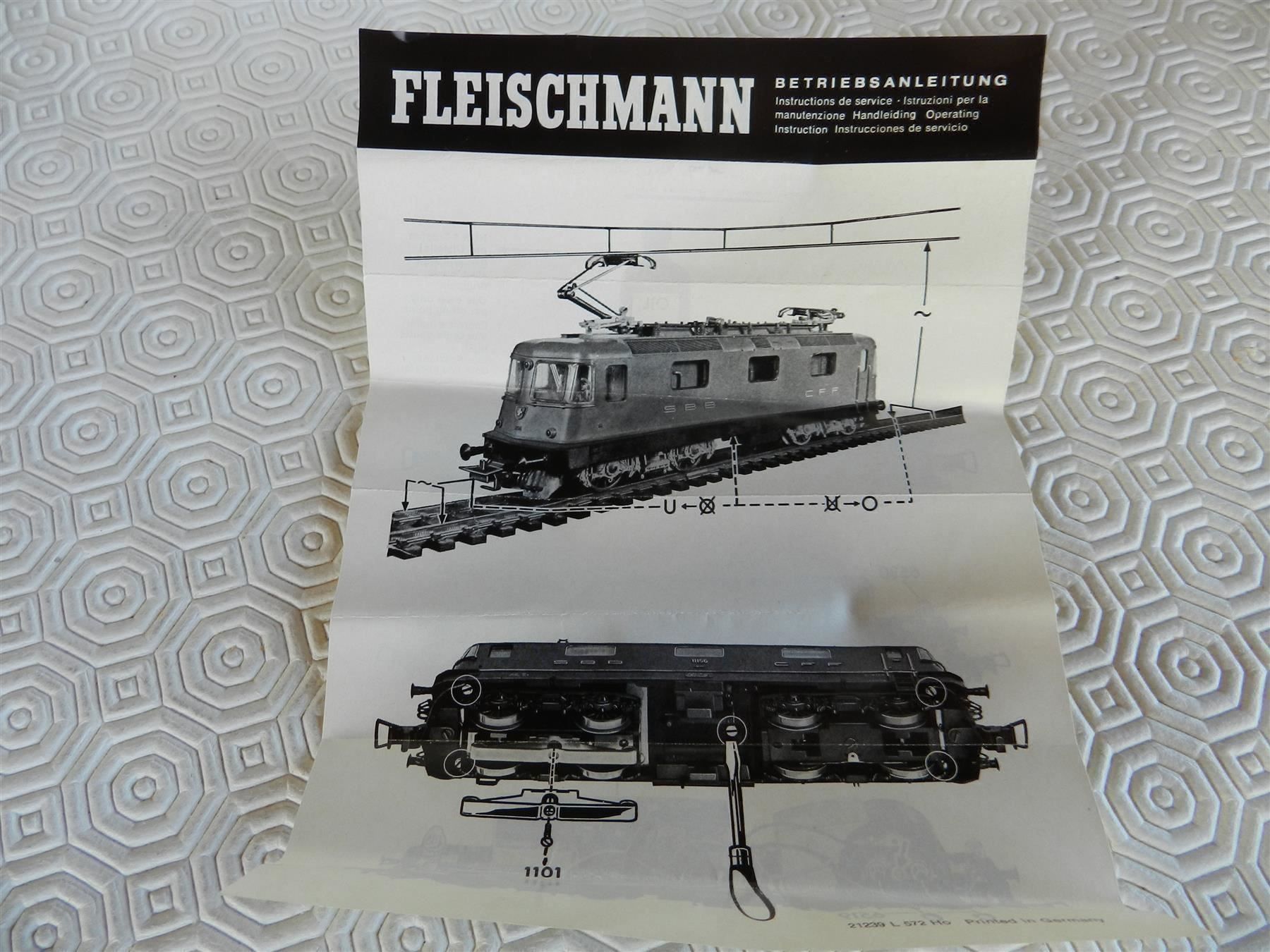 Fleischmann Modellini di ferrovie: FLEISCHMANN H0 AC E-Lok Re 4/4 TEE SBB – Nuovo (secondo la descrizione) da Arzier-Le Muids venduto da elocin83 7