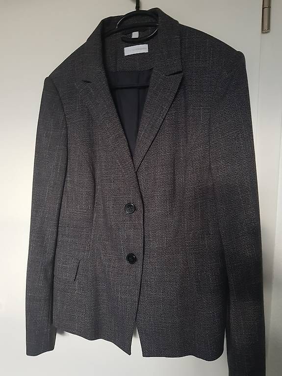 Giacche: Jacke – Usato da Lyss venduto da Staernli