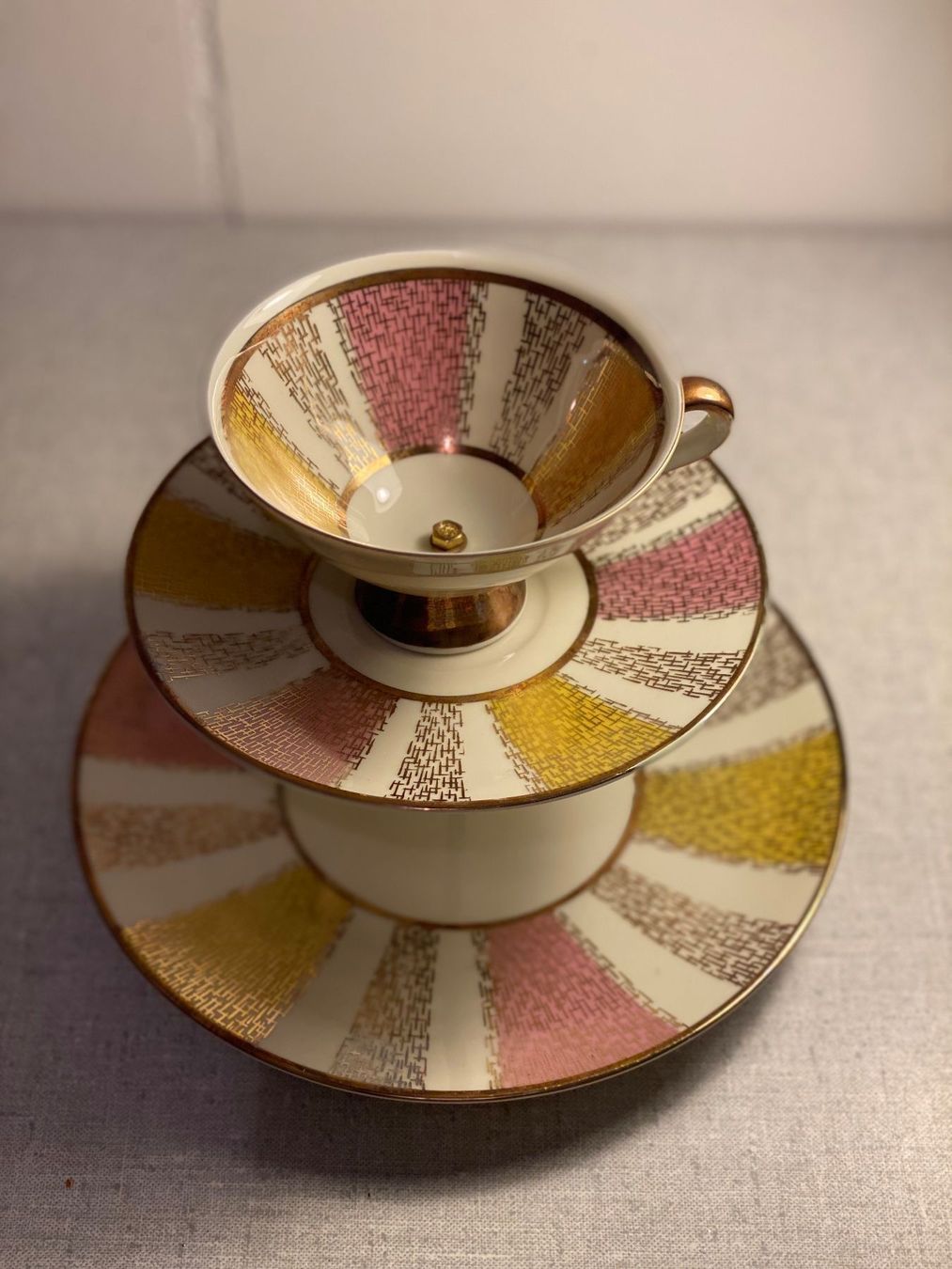 Alle Dekorationen: Vintage Etagère – Gebraucht aus Rorbas von tun_m7fz 2