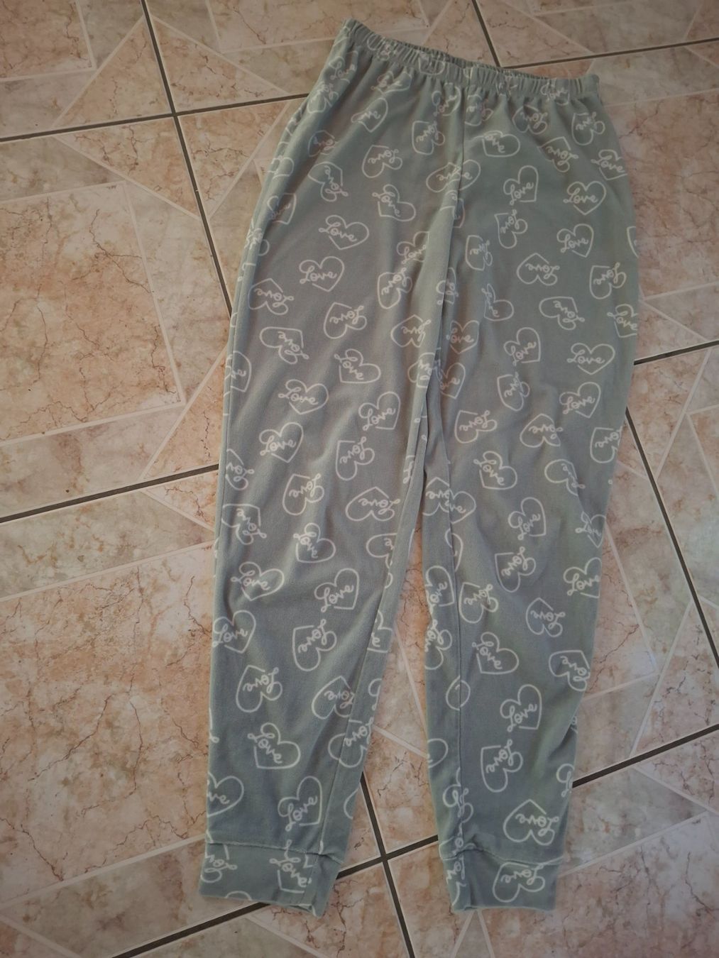 Negligees & Pyjamas: Tenue d intérieur 2 pièces taille S Chicorée matière douce – Gebraucht aus Villiers von san_jn5w 4