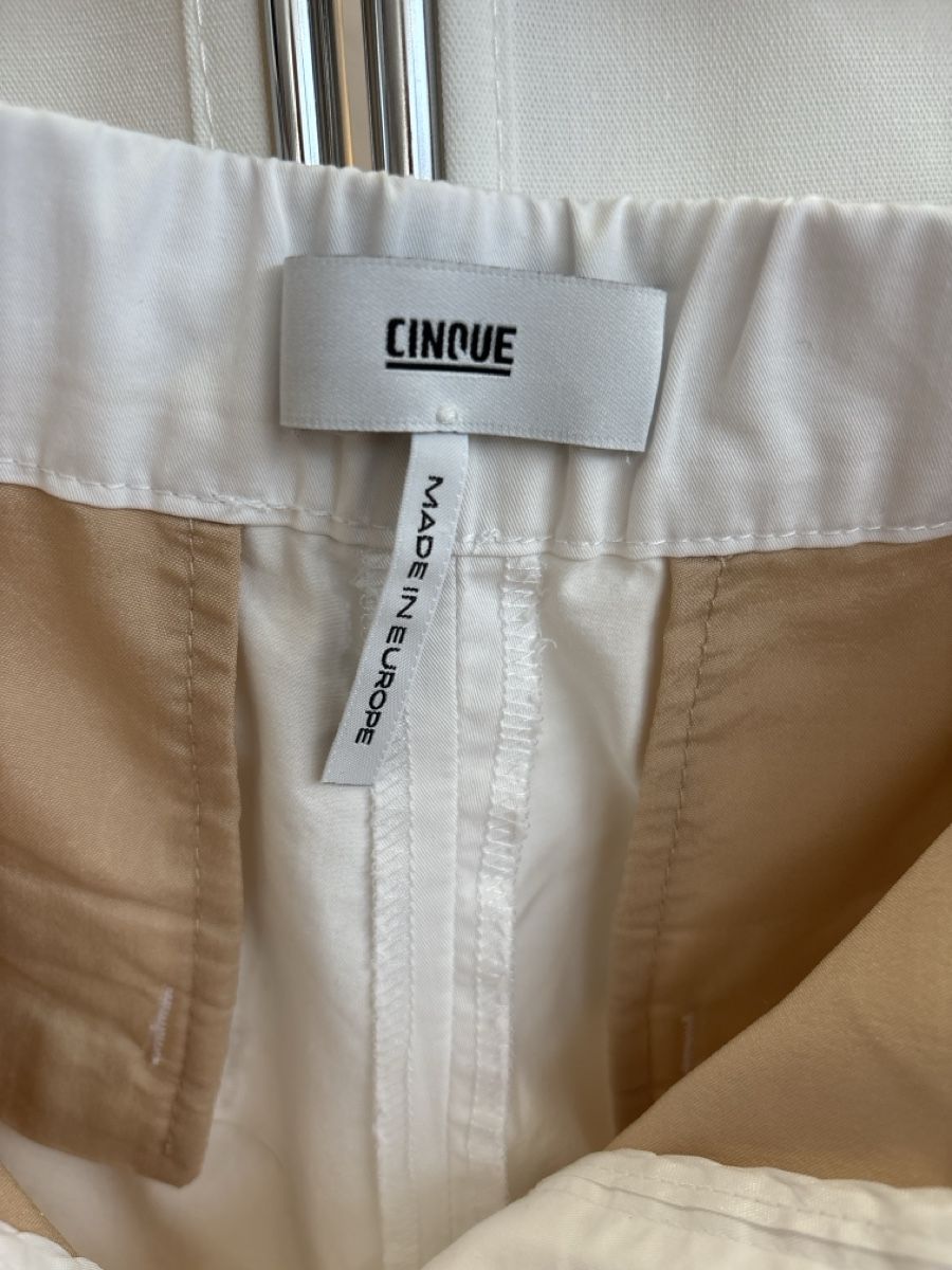 Cinque Pantaloni: Cinque Damenhose weiss Grösse 40, sommerlich – Usato da Burgdorf venduto da VouSchoen 5