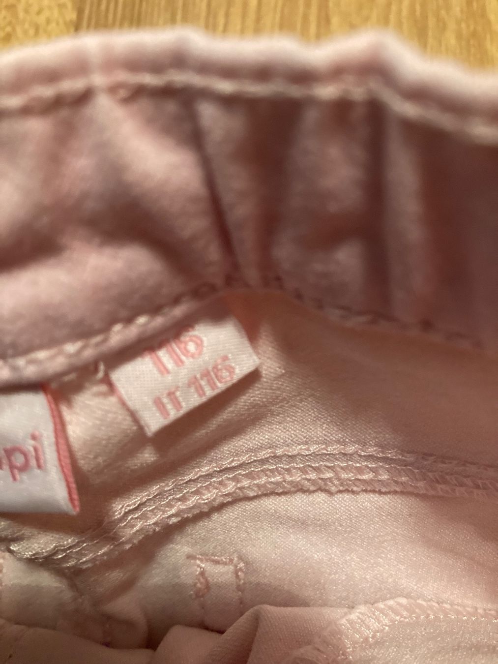 Hosen: Mädchen Hose rosa Gr. 116 – Gebraucht aus Emmenbrücke von JJ_89 2