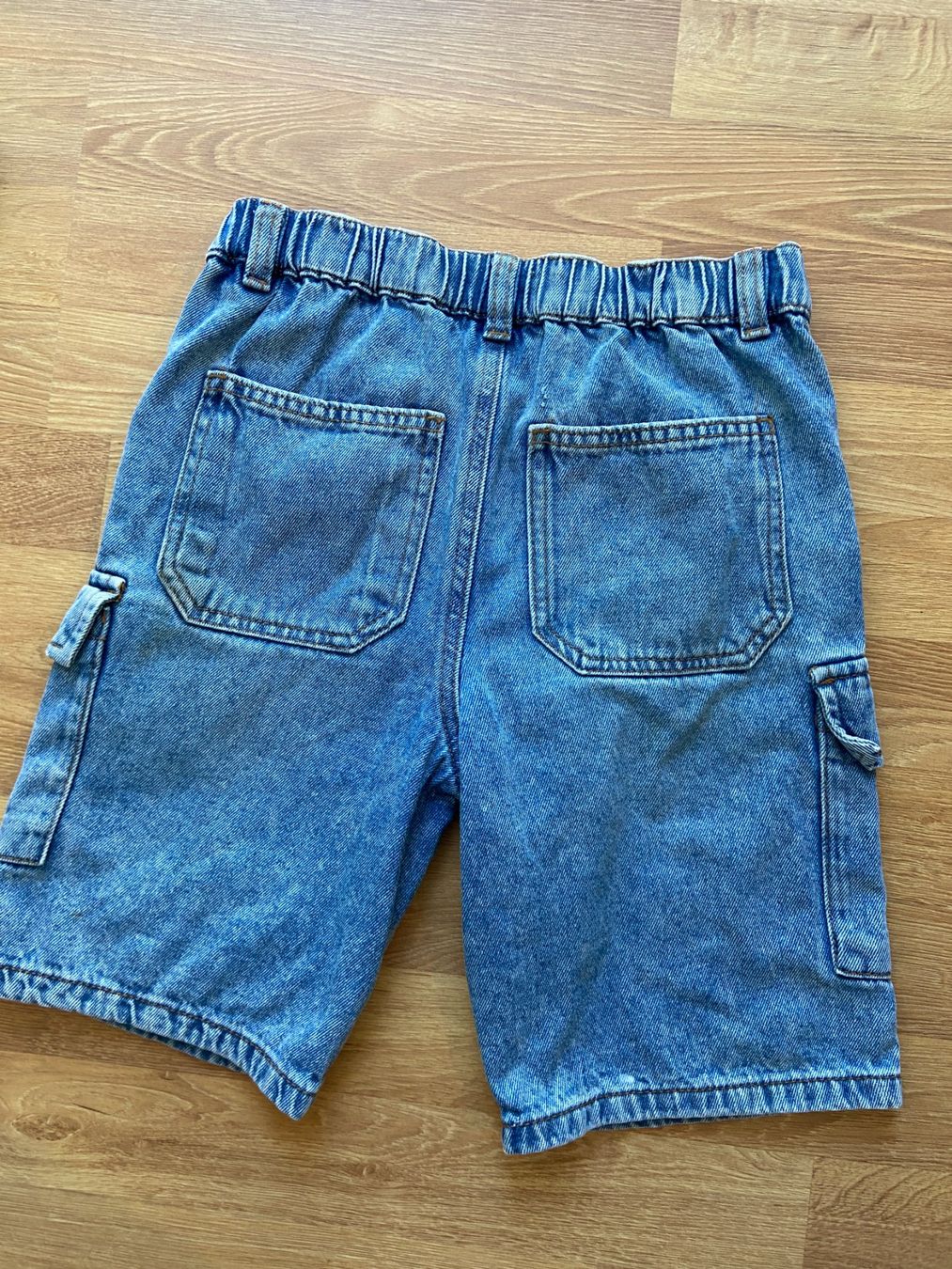 Lotti & Set di vestiti: Cargohosen Set Gr. 140 (ca. 10j.) – Usato da Ehrendingen venduto da CalvineT 2