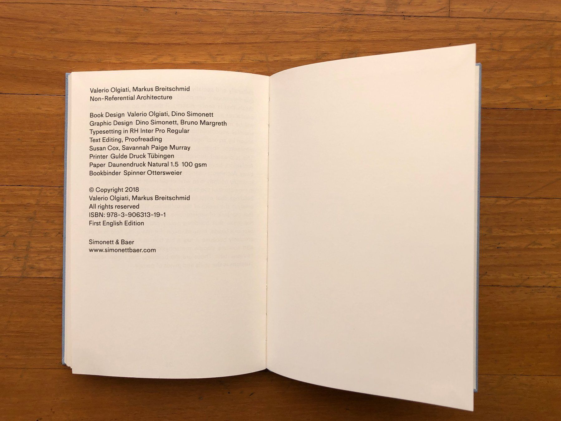 Libri: Architektur Buch: V. OLGIATI - Non-Referential Architecture – Usato da Lugano venduto da gio.yo 5