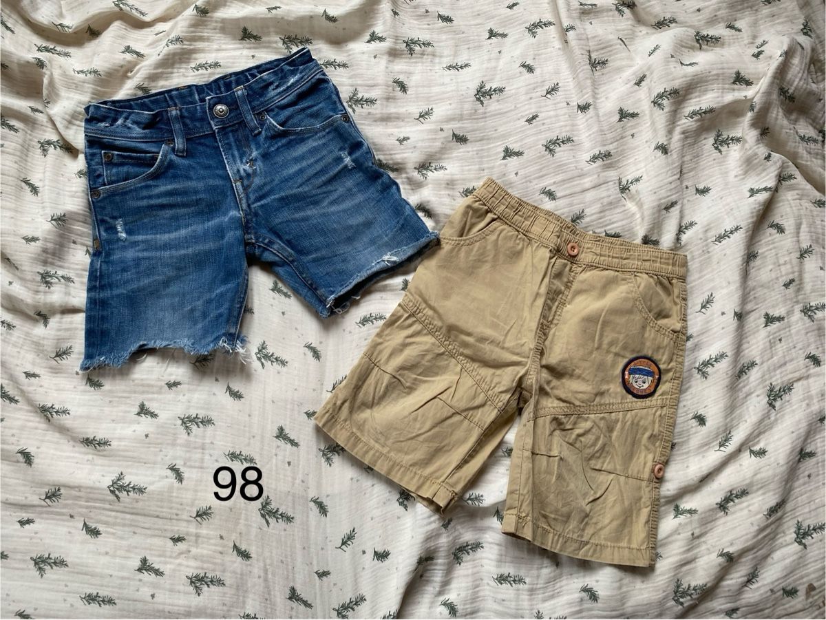 Pantaloni: Shorts 98 – Usato da Happerswil venduto da angela_schlatt