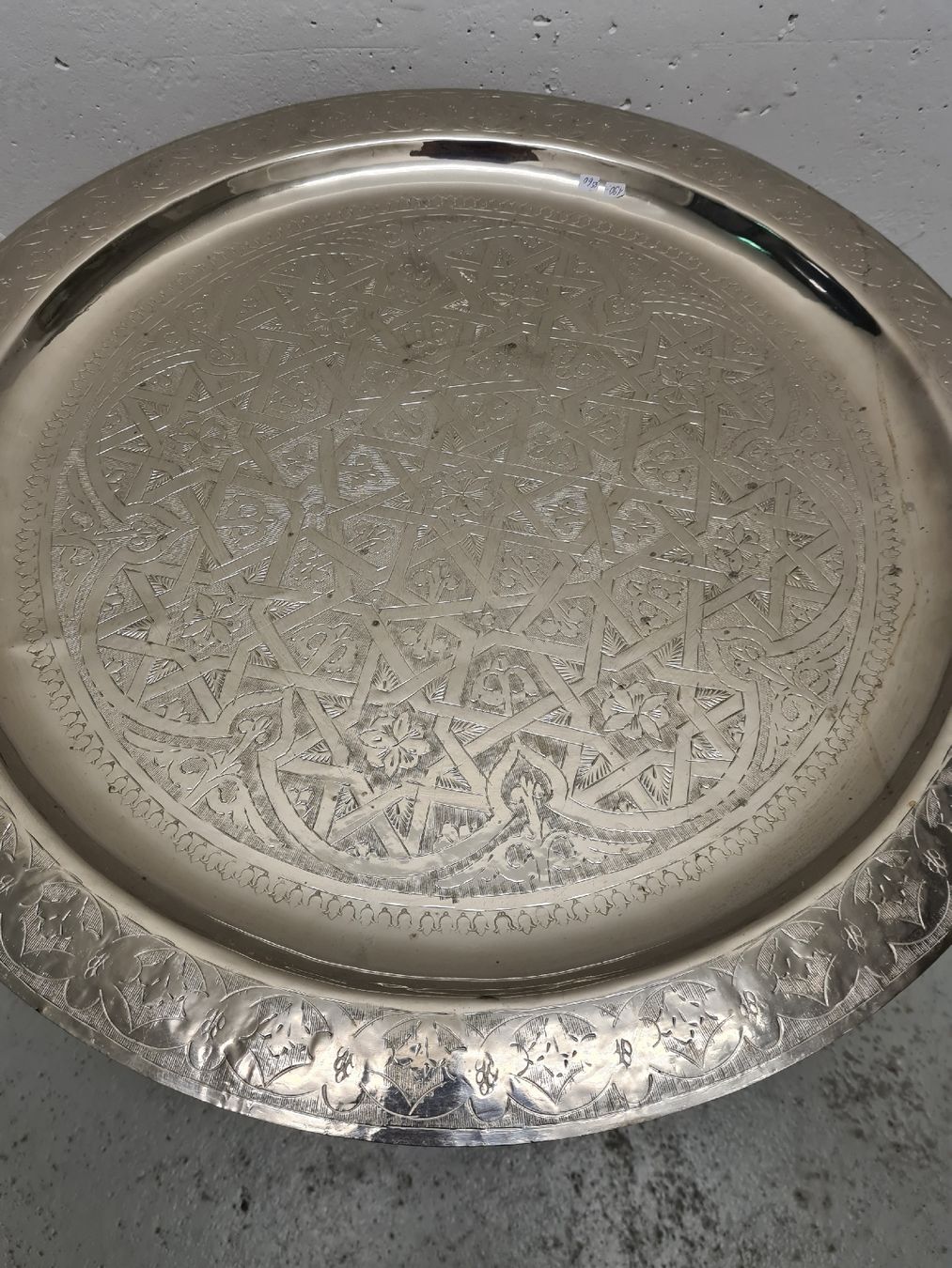 Tavoli: marokkanischer Teetisch silbrig 60cm – Nuovo e nell'imballaggio originale da Bremgarten AG venduto da Deseodec 3