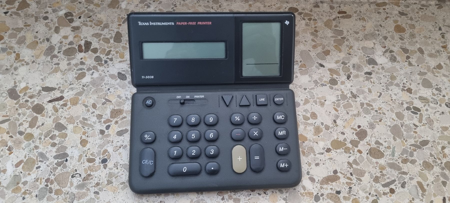 Texas Instruments Calcolatrici tascabili: Texas Instruments TI-5038 Rechner - Top Zustand! – Usato da Moosseedorf venduto da dfe_s5hz
