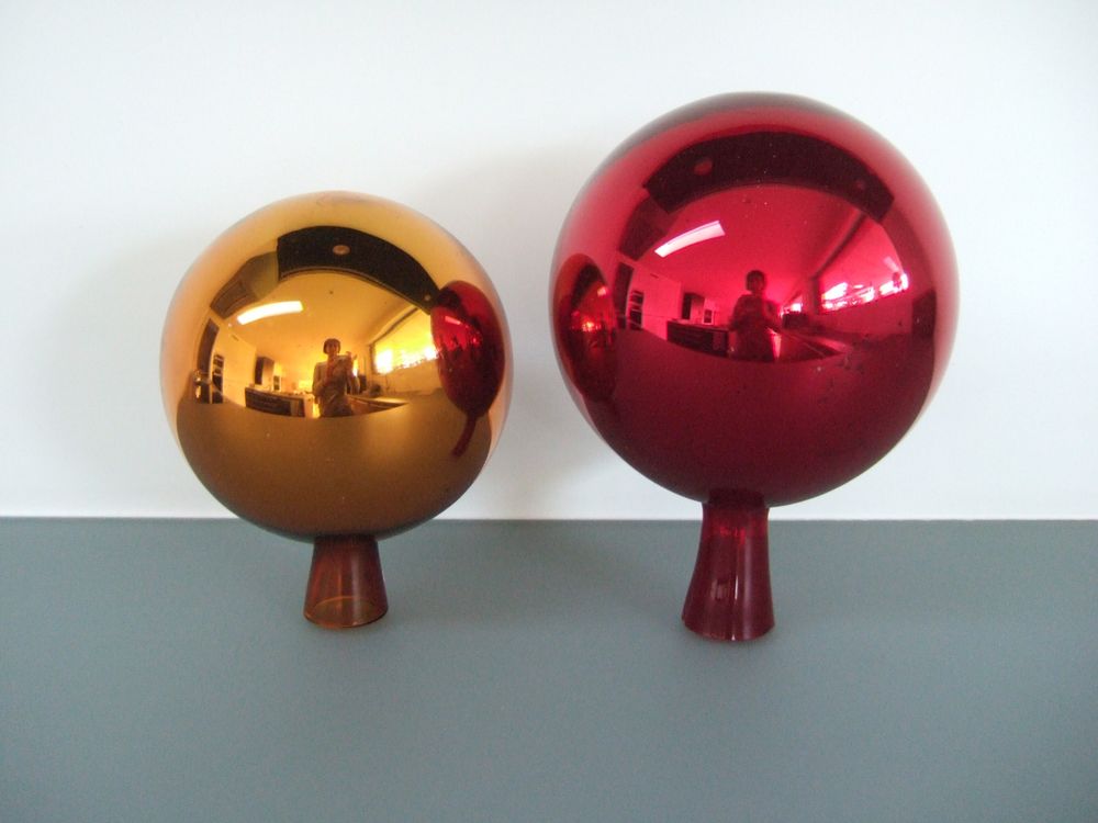 2 grosse Glaskugeln, Weihnachtskugeln für den Garten Kaufen auf Ricardo