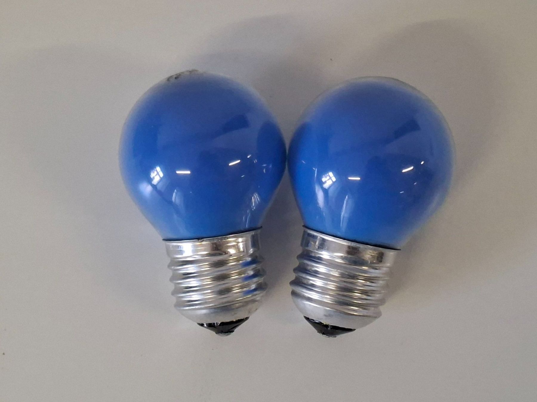 General Electric Lampade: 2x General Electric Glühbirnen 15W E27 230V – Usato da Wettingen venduto da Wendemarket 1