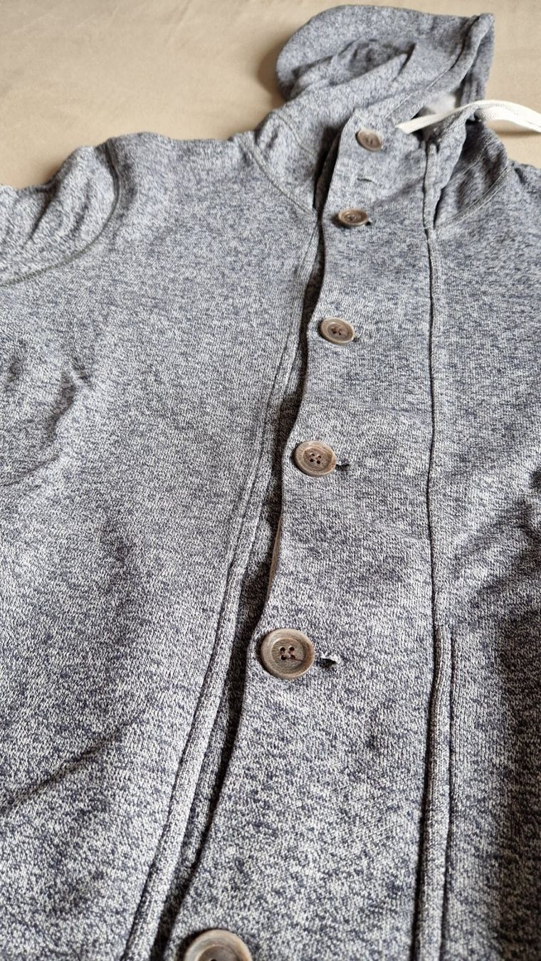 We Pullover & Sweatshirts: Pullover von H&M, guter Zustand, NP 60.- – Gebraucht aus Zürich von flavoured 1