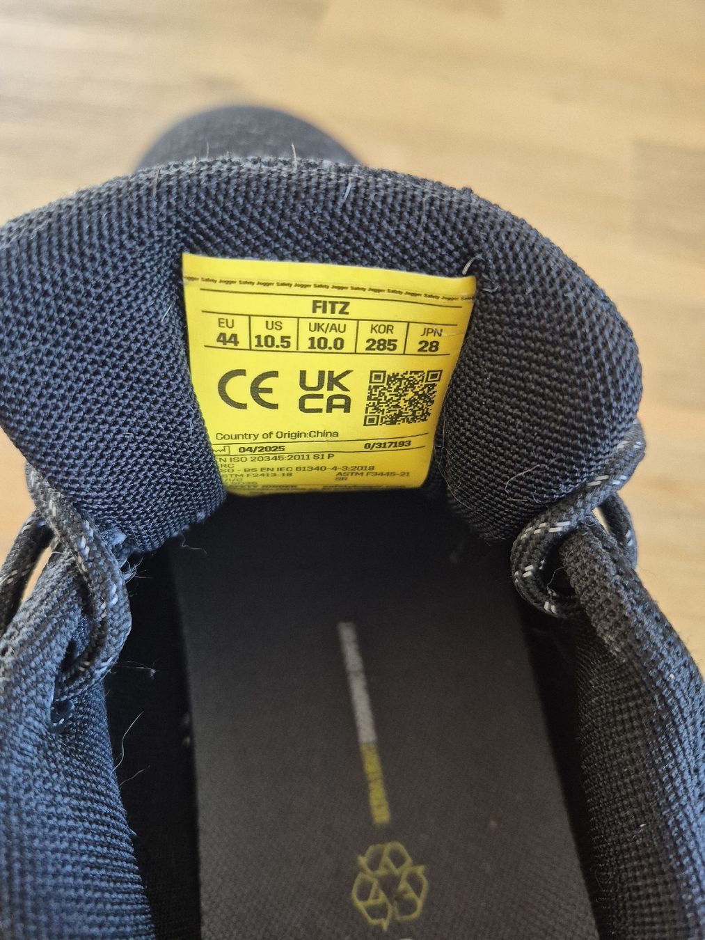 Scarpe da uomo: Herren Sicherheits Arbeitsschuhe Gr. 44 – Usato da Gerlafingen venduto da nila44 4