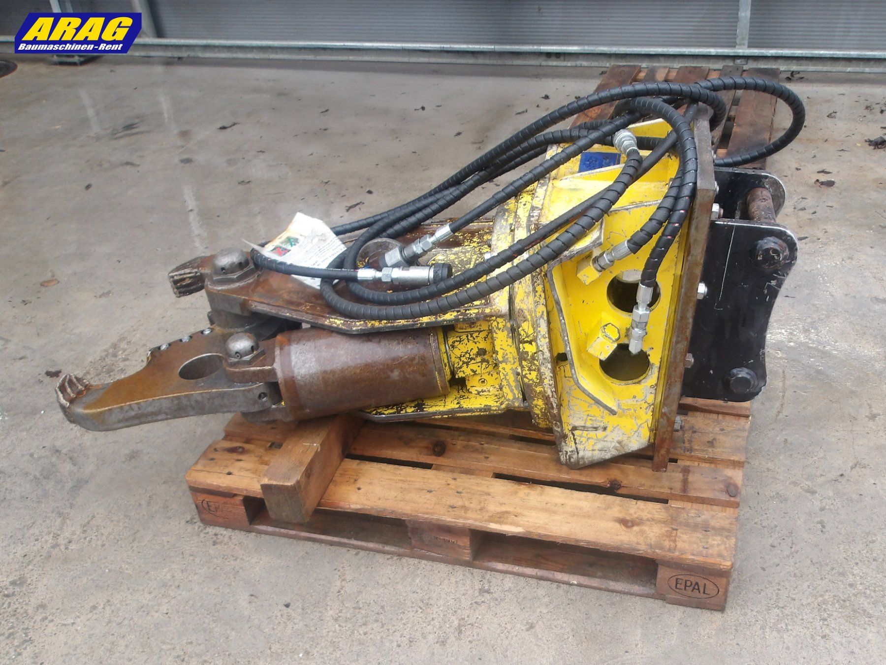 Atlas Copco Tutti gli attrezzi: Epiroc CB750 Beisser – Usato da Hasle LU venduto da Arag08