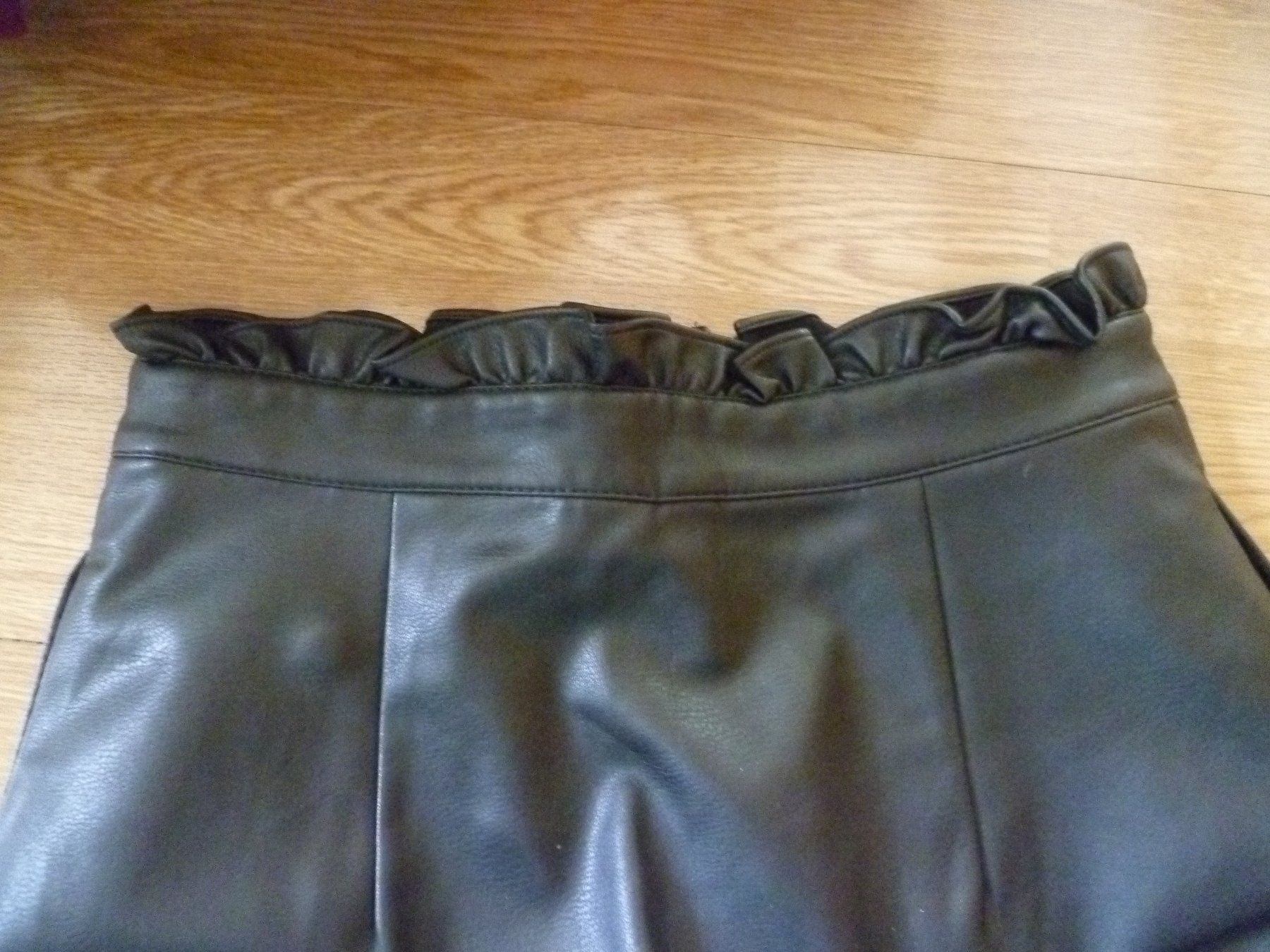 H&M Röcke: Jupe – Gebraucht aus Bargen BE von angel611 1