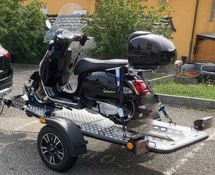 Lorries Rimorchi: Top Motorradanhänger – Usato da Oeschgen venduto da jjg_igo