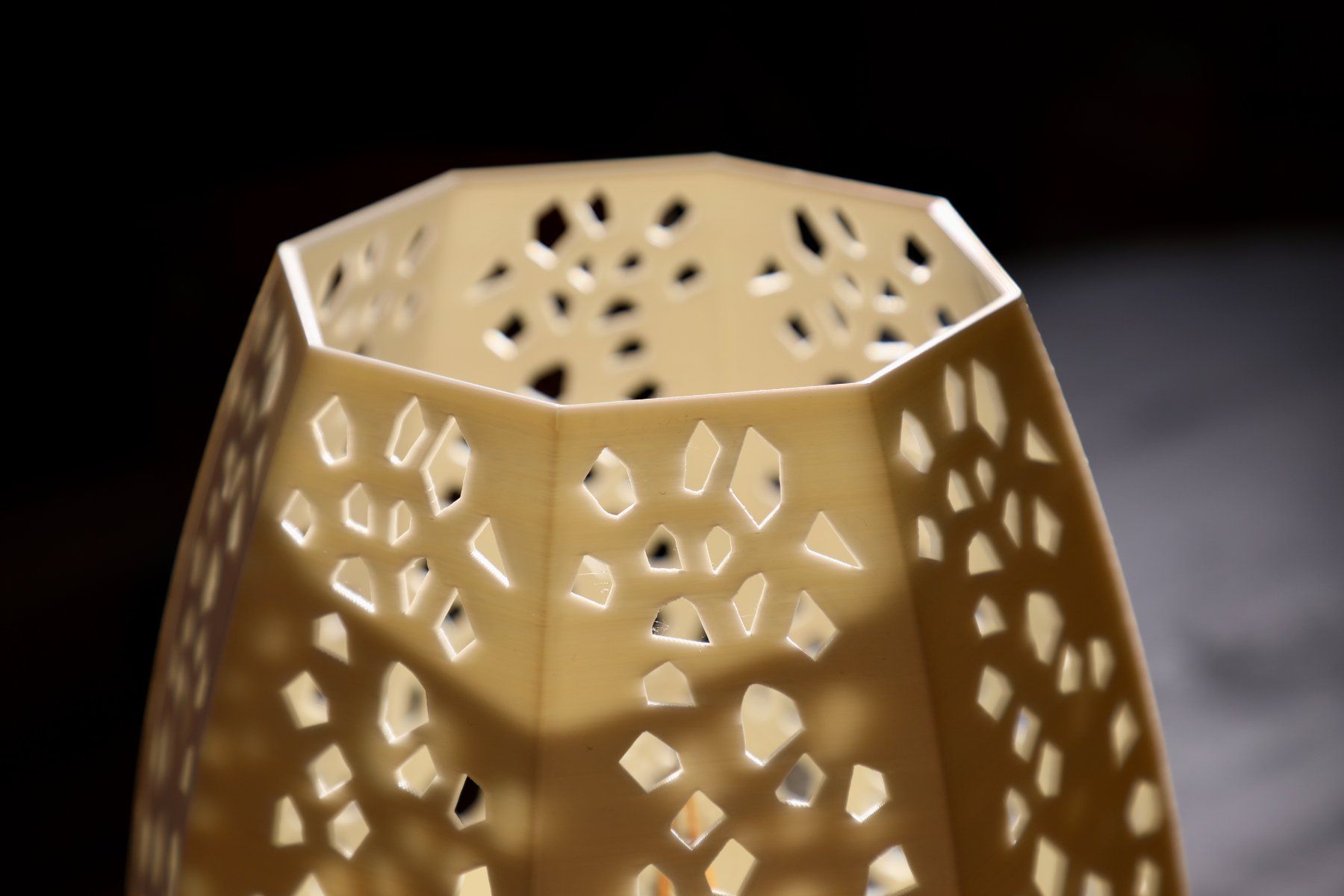 Lampes: Elegante Voronoi Lampe – D'occasion à Zürich par balin777 3