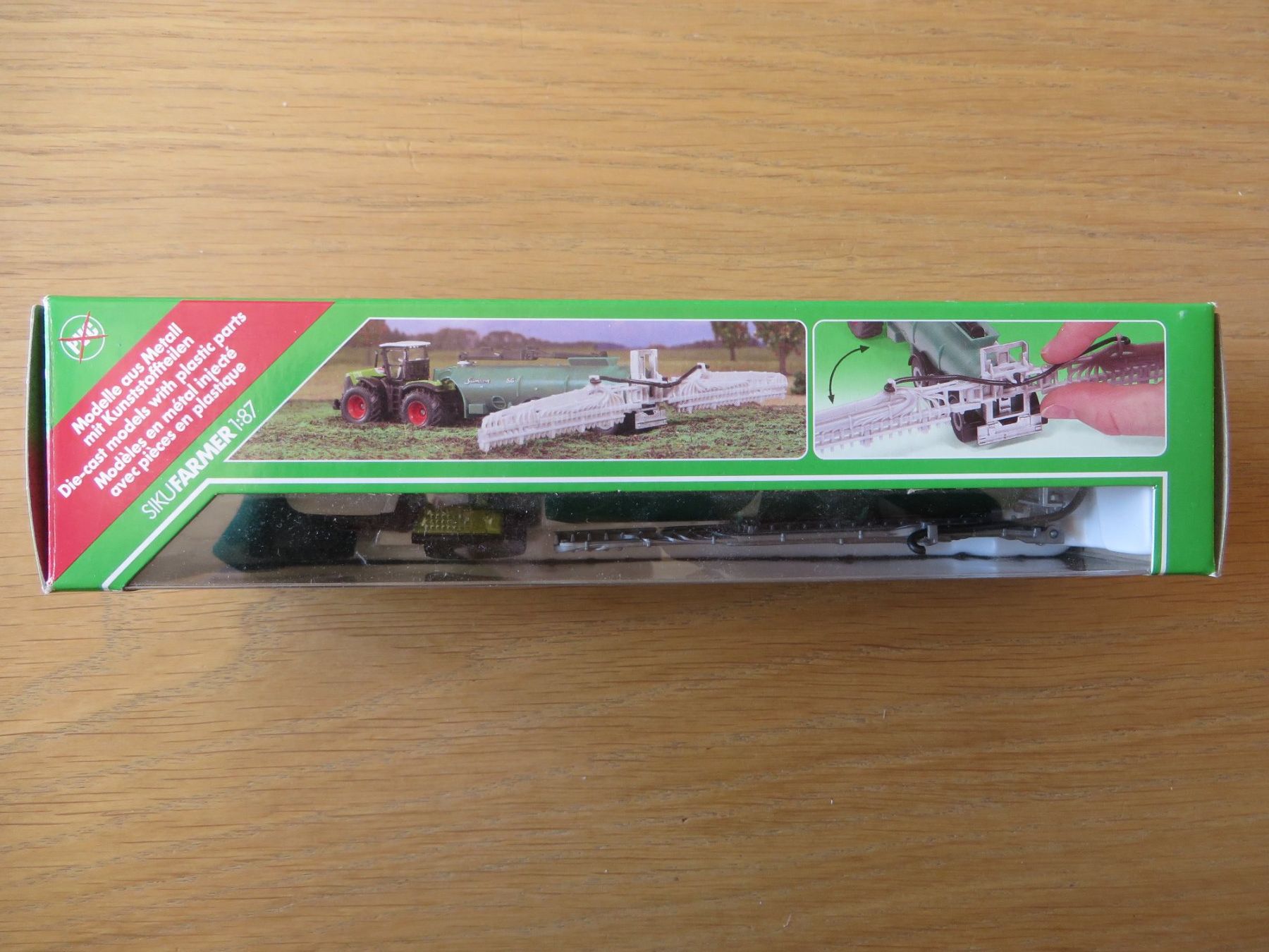 Siku Spielzeuge: Spielzeugtraktor – Gebraucht aus Schwanden i. E. von Lewisia 1