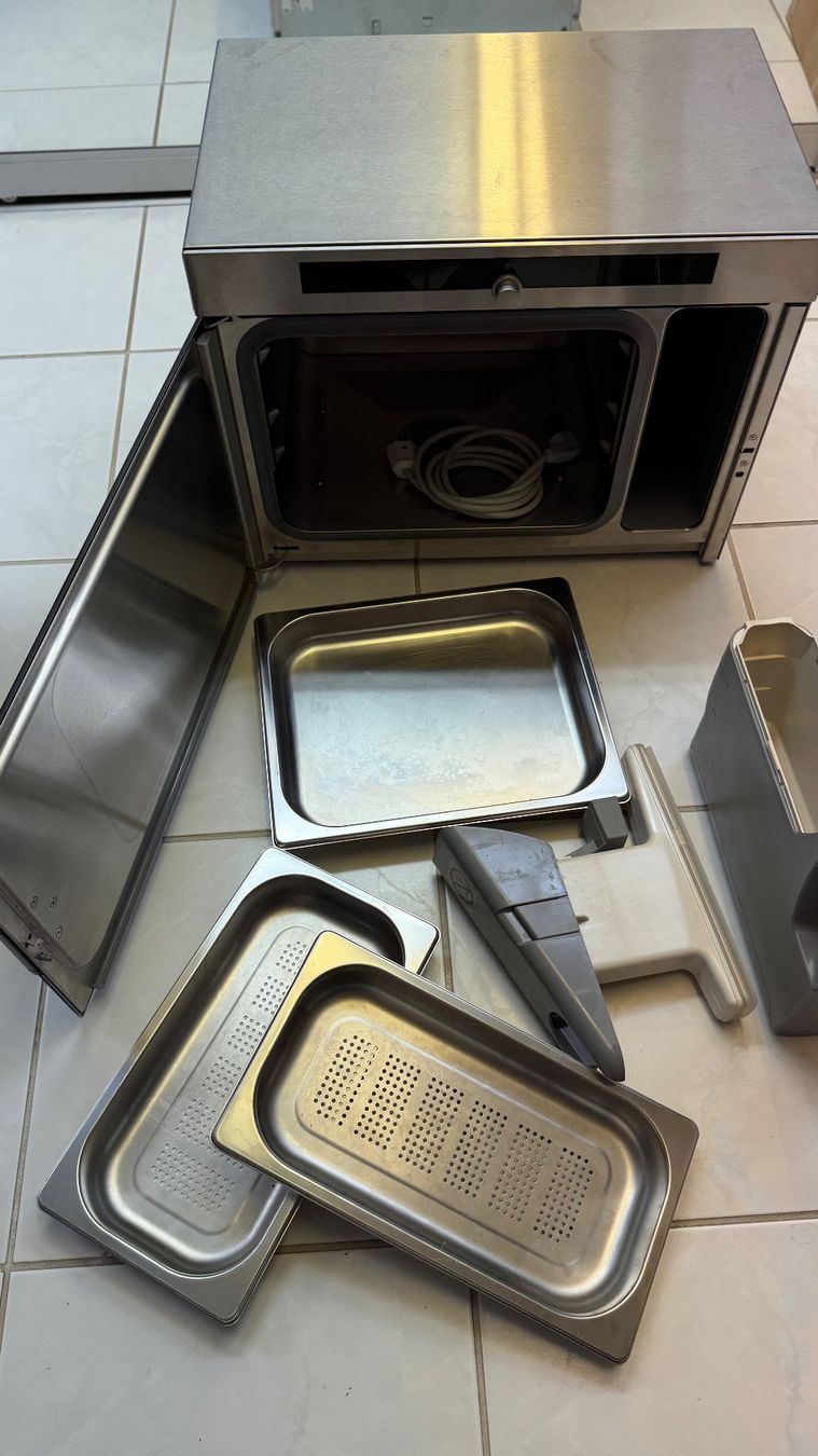 Cuisines complètes: Miele Dampfgarer DG 1050 – D'occasion à Uerikon par Andi169 5