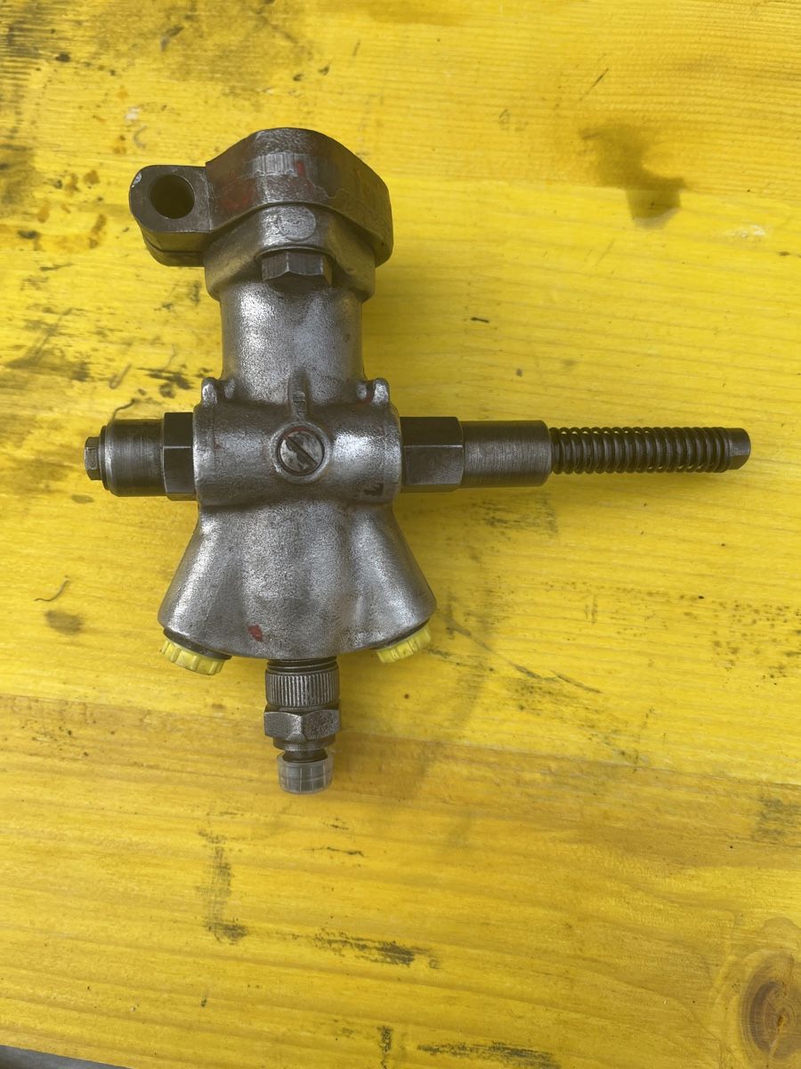 Hanomag Traktoren: Hanomag Steckpumpe – Gebraucht aus Hendschiken von unita2000 1