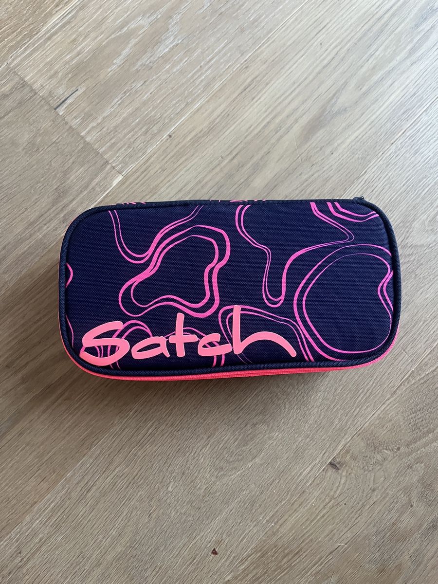 Rucksäcke: SATCH Rucksack Backpack "Mystic Nights" + Pencil Case – Gebraucht aus Bottmingen von petertrybus 5